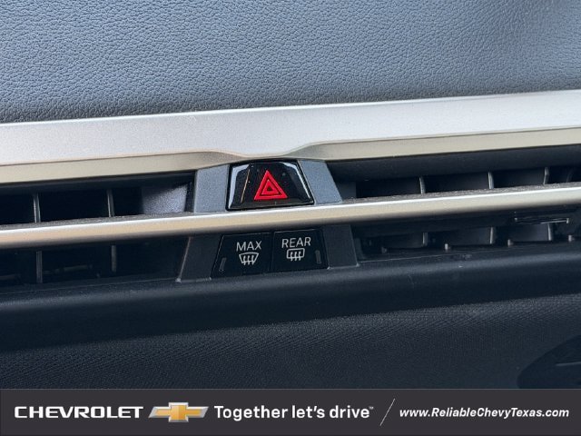 Used 2022 BMW iX xDrive50 w/ Premium Package AWD/4WD image 21