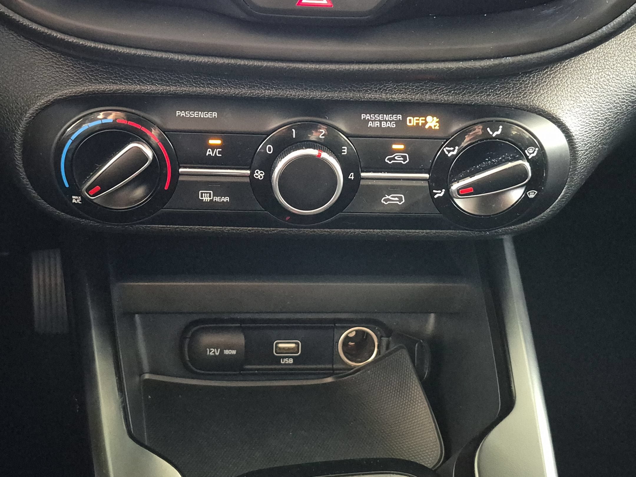 Used 2022 Kia Soul LX w/ Technology Package FWD image 22