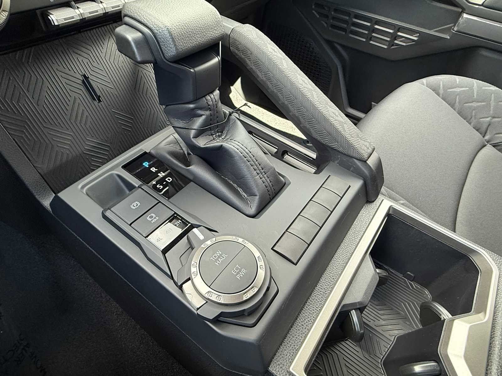 New 2026 Toyota Tacoma SR5 AWD/4WD image 18