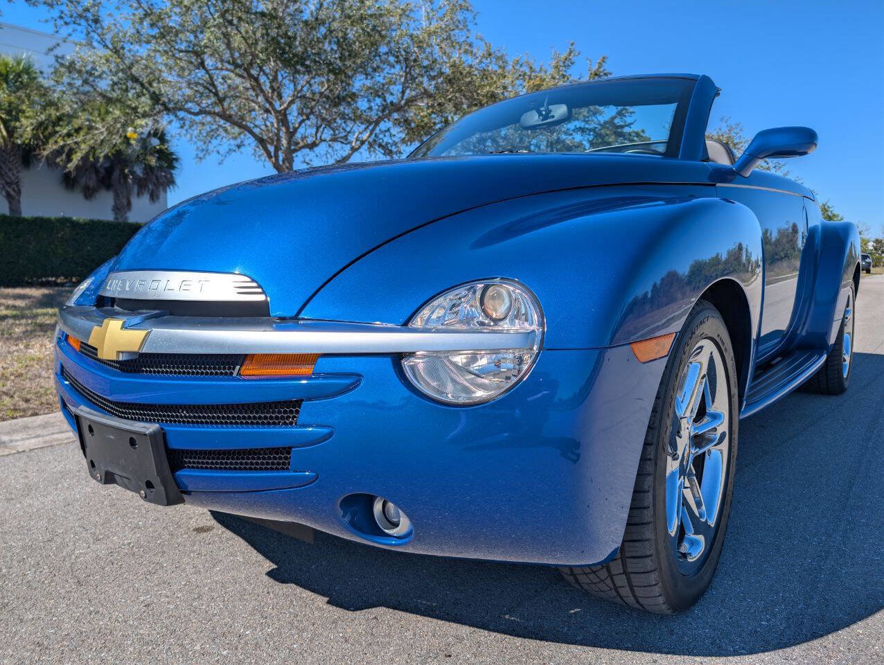 Used 2006 Chevrolet SSR w/ Preferred Equipment Group image 10