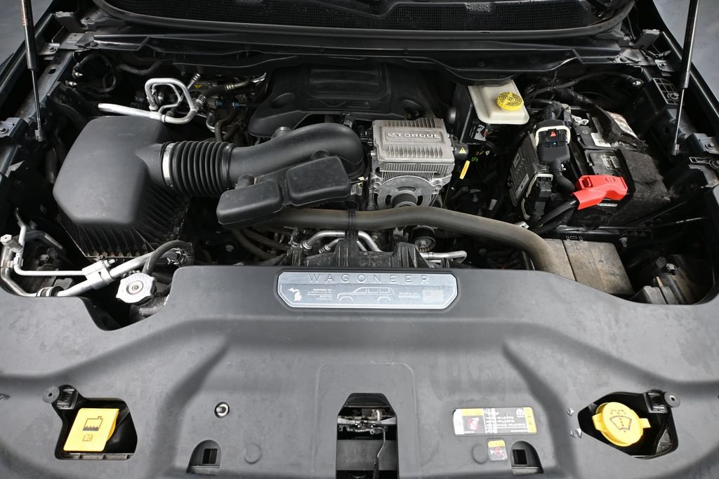 Used 2022 Jeep Wagoneer Series III AWD/4WD image 52