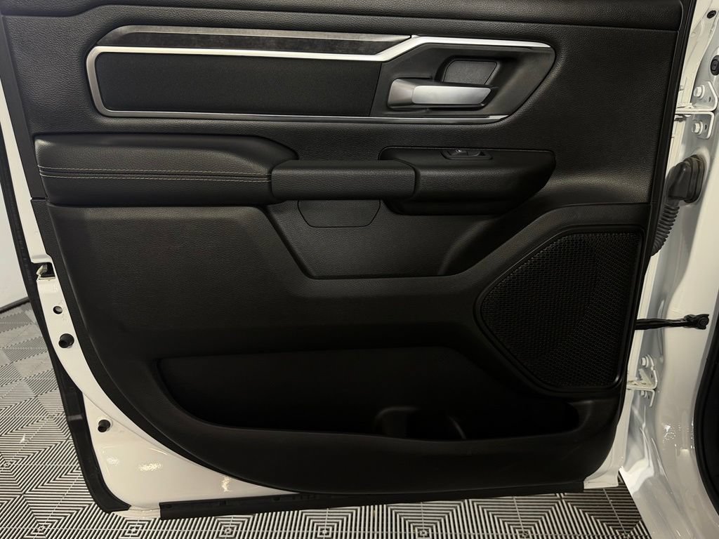 Used 2024 RAM 1500 Big Horn RWD image 25