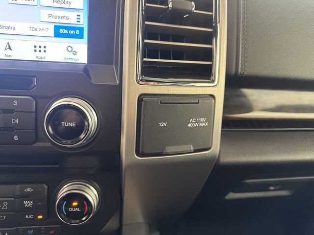 Used 2017 Ford F150 Platinum w/ Equipment Group 701A Luxury image 38