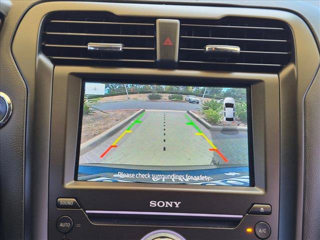 Used 2020 Ford Fusion Energi Titanium FWD image 13