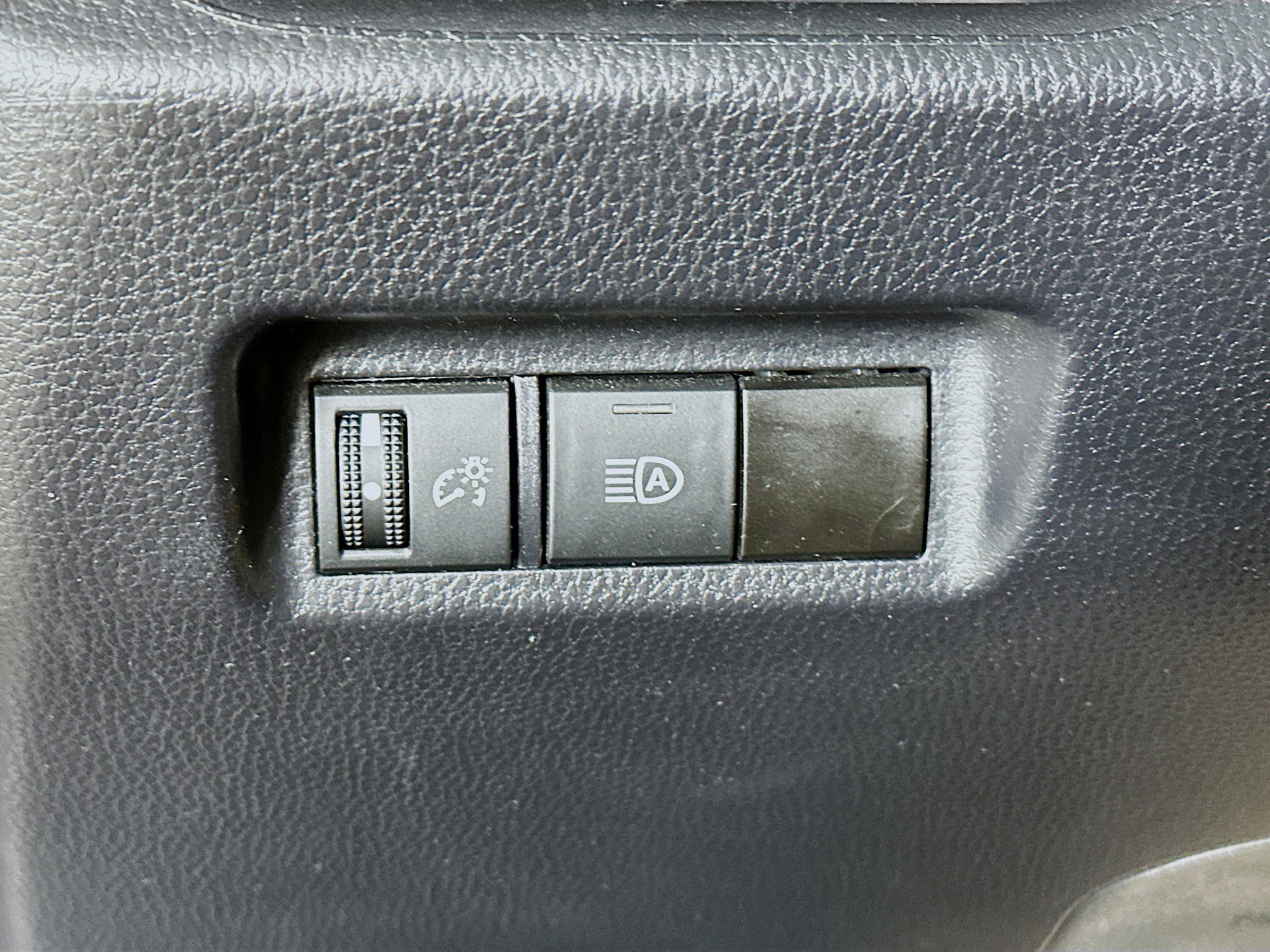 Used 2024 Toyota RAV4 XLE image 17