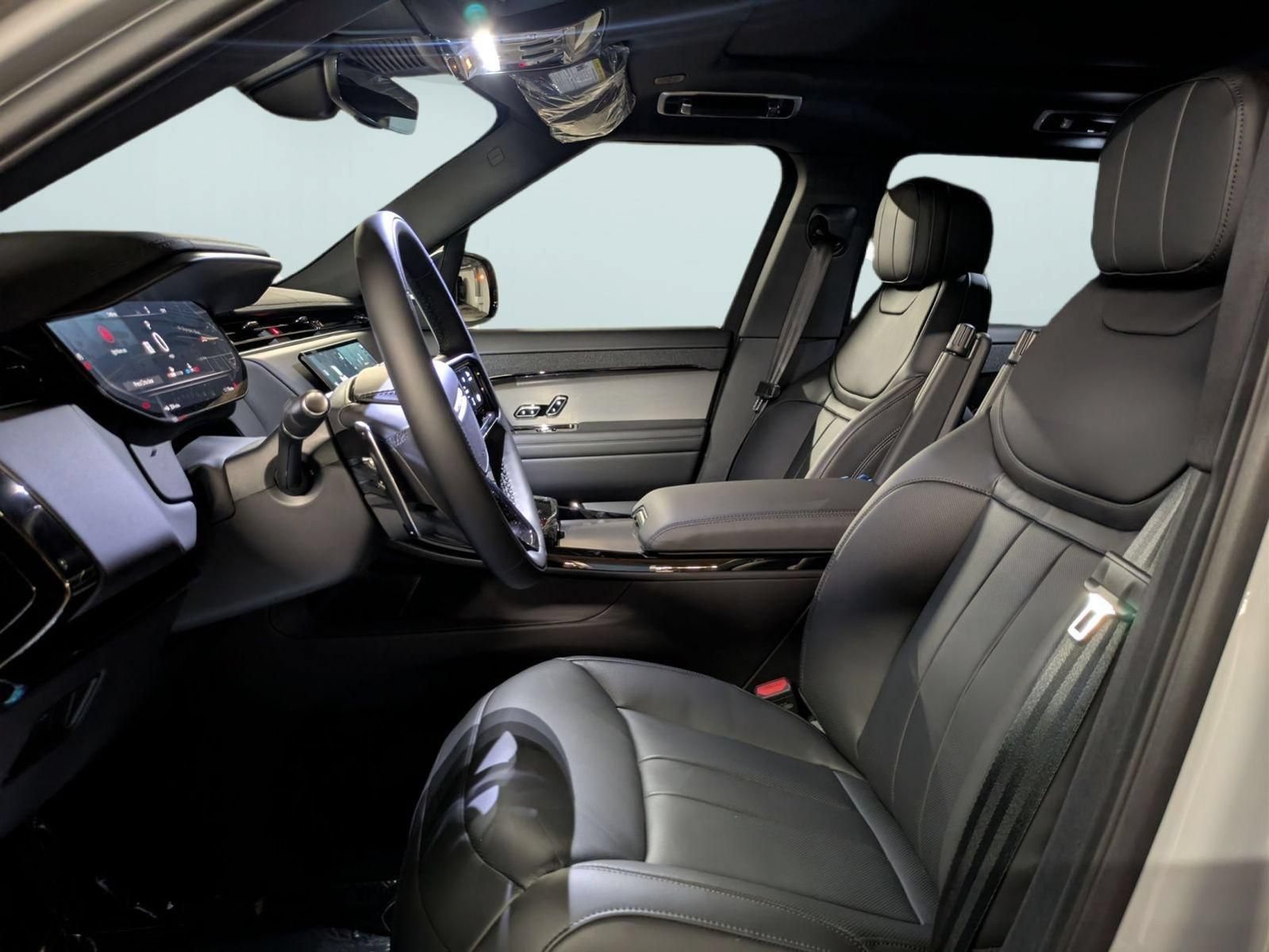 New 2026 Land Rover Range Rover Sport Dynamic SE AWD/4WD image 26