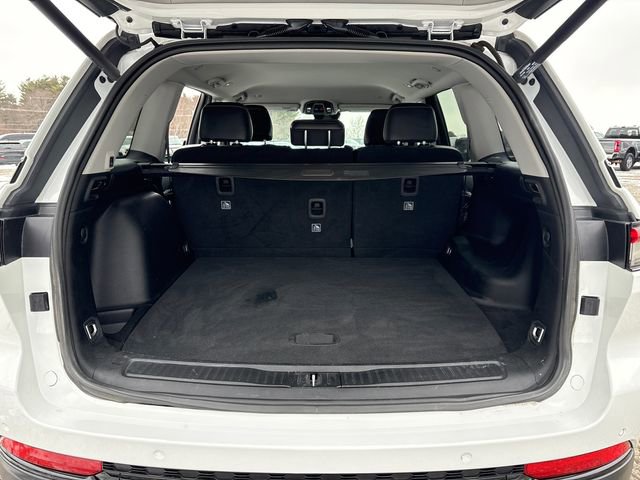 Used 2023 Jeep Grand Cherokee Limited w/ Black Appearance Package image 13