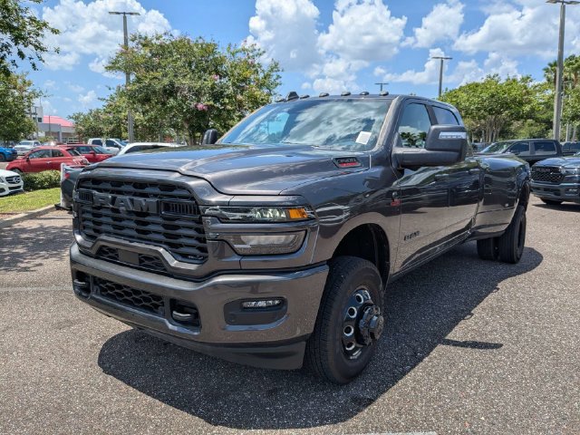 New 2026 RAM 3500 Big Horn AWD/4WD image 8