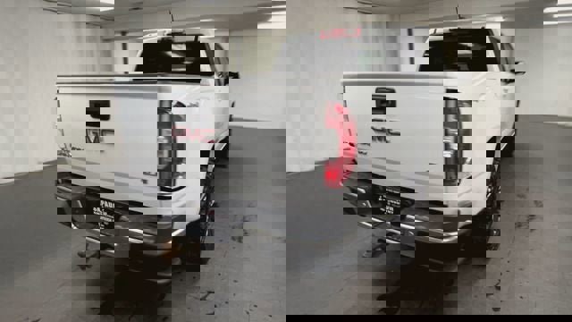 Certified 2020 GMC Canyon SLE w/ Driver Alert Package image 8