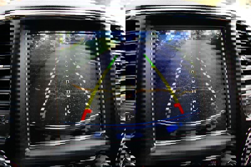 Used 2018 Jeep Grand Cherokee Limited image 9