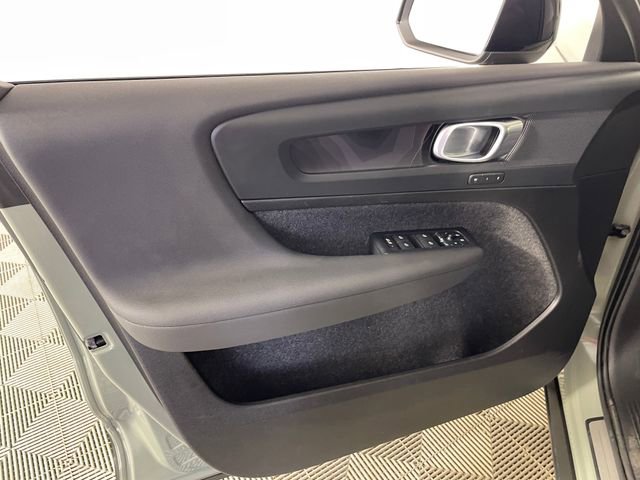 Used 2023 Volvo C40 P8 Recharge Plus AWD/4WD image 16