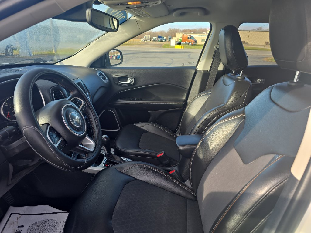 Used 2019 Jeep Compass Latitude w/ Safety & Security Group image 6