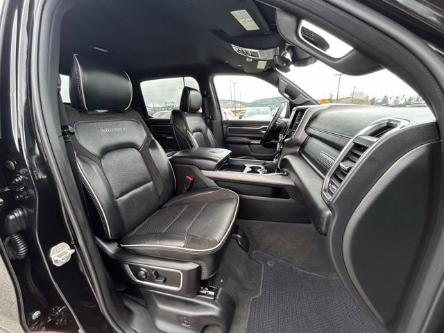 Used 2024 RAM 1500 Laramie AWD/4WD image 38