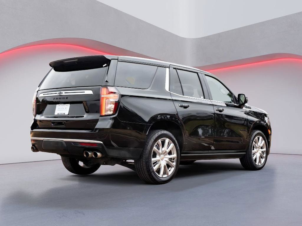 Used 2022 Chevrolet Tahoe High Country w/ Premium Package image 5