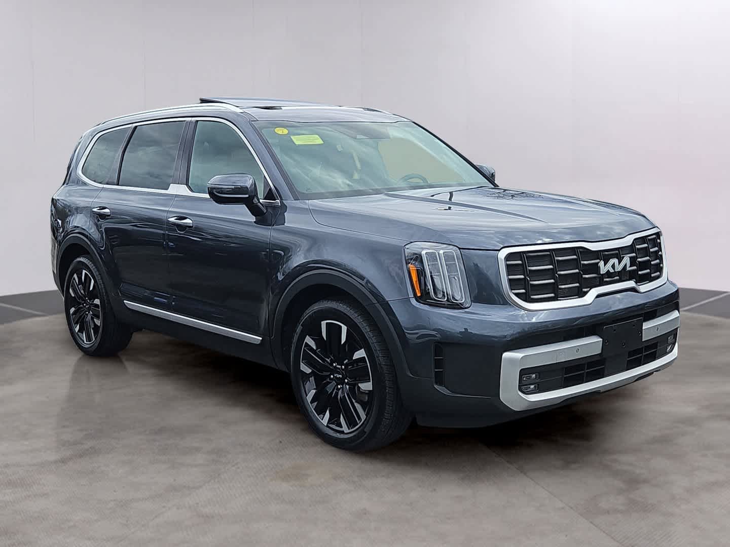 Used 2024 Kia Telluride SX Prestige image 3