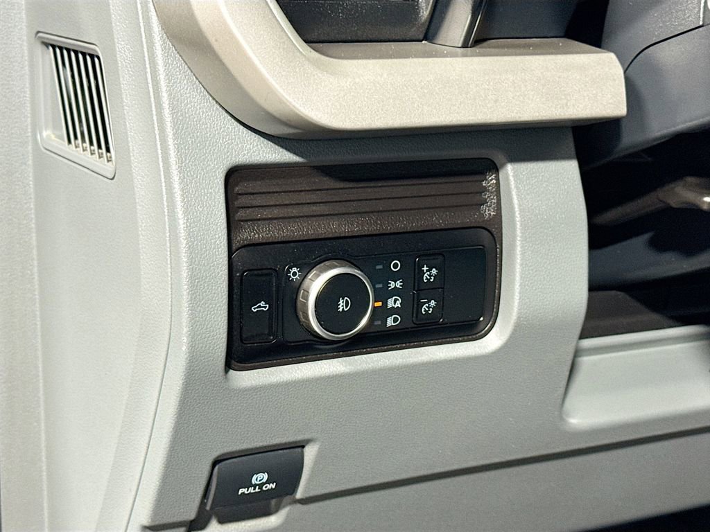 Used 2024 Ford F350 XLT image 25