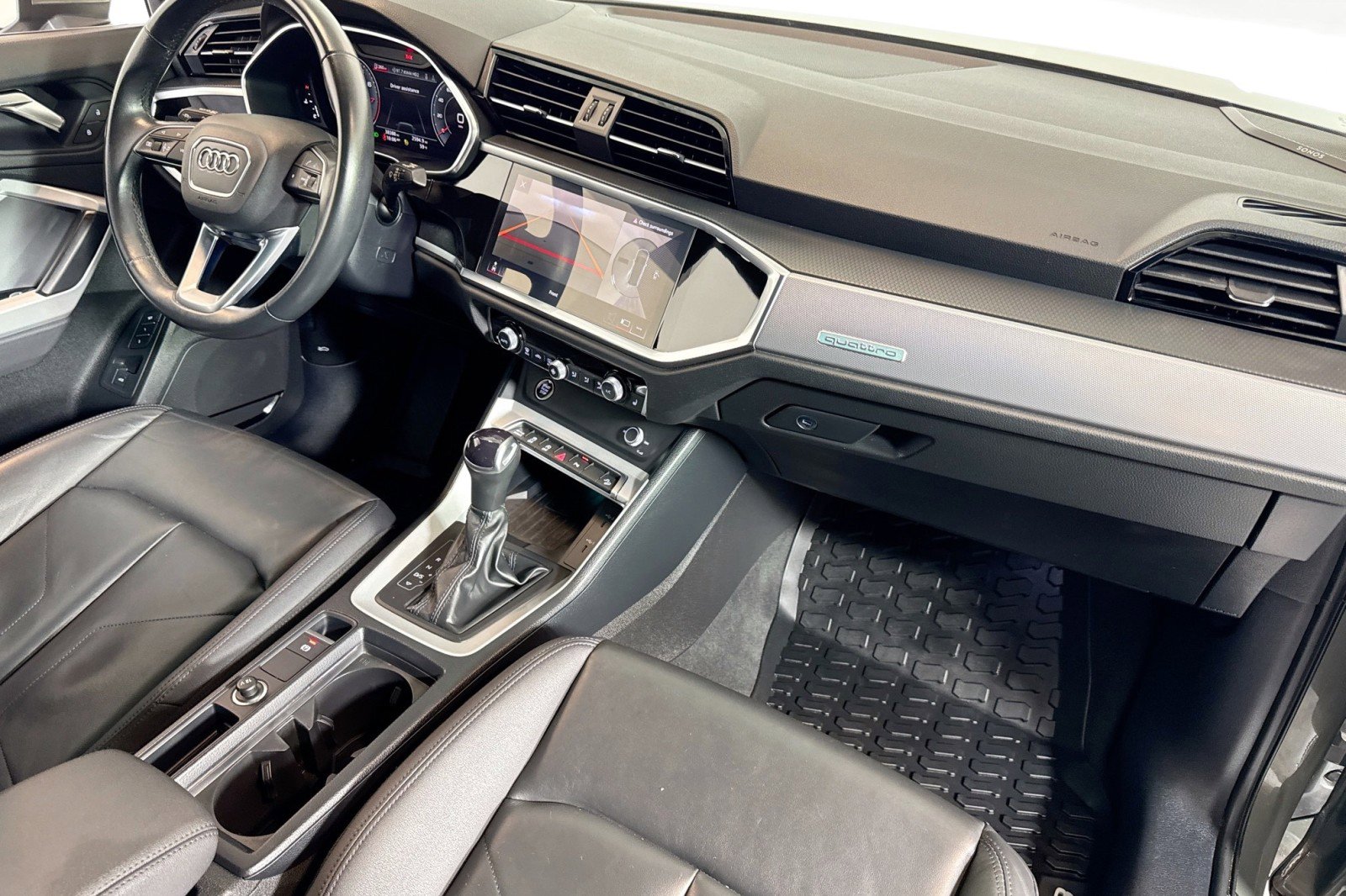 Used 2023 Audi Q3 2.0T Premium Plus w/ Premium Plus Package image 28