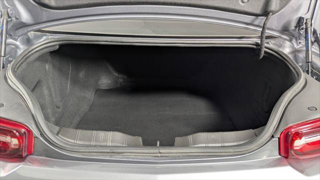 Used 2022 Chevrolet Camaro LT RWD image 16