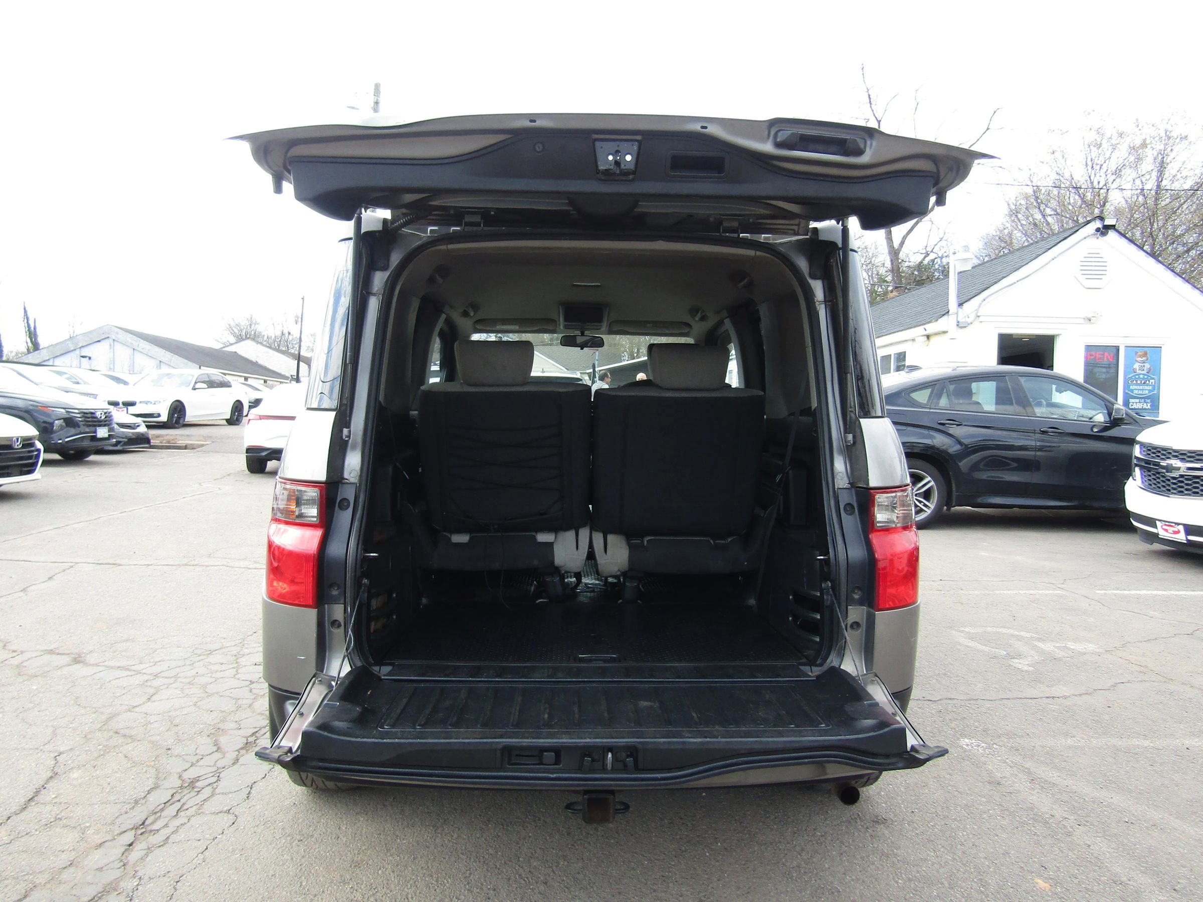 Used 2008 Honda Element EX image 13
