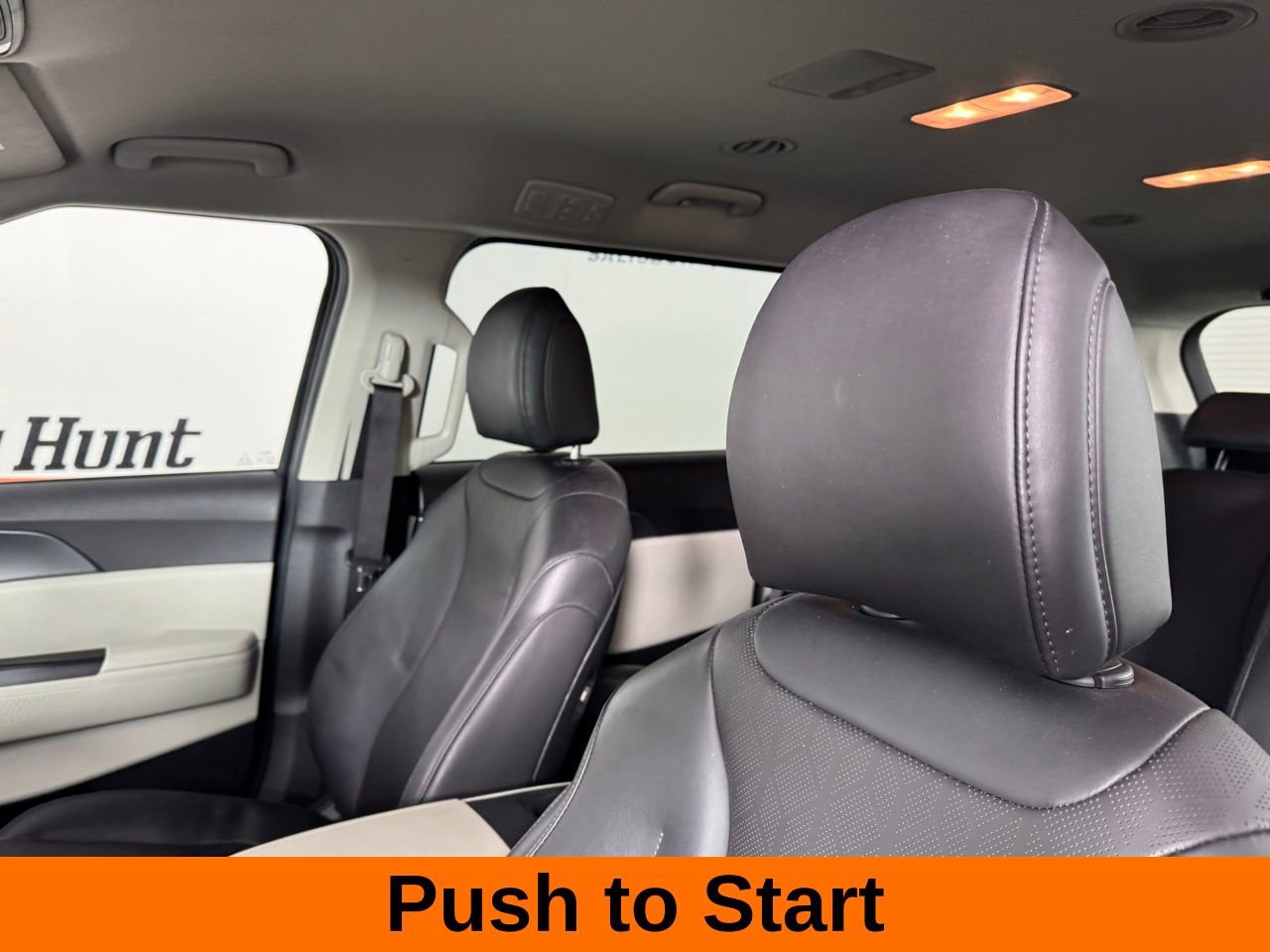 Used 2024 Kia Carnival LX image 11