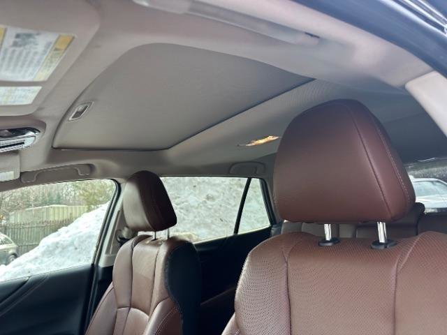 Used 2020 Subaru Outback Touring image 28