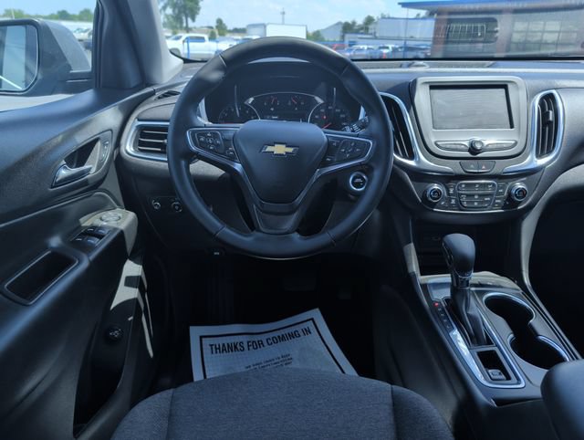 Used 2024 Chevrolet Equinox LT w/ LPO, Floor Liner Package FWD image 3