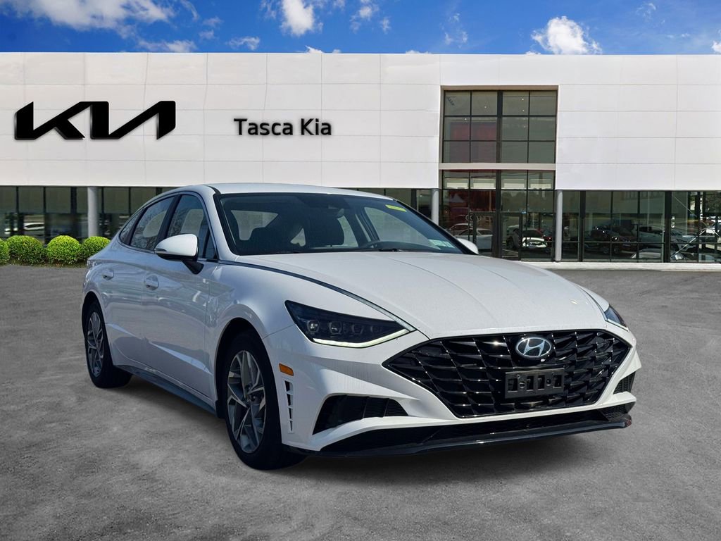 Used 2023 Hyundai Sonata SEL FWD image 1