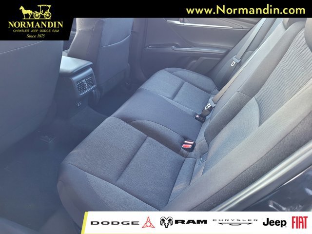 Used 2025 Toyota Camry LE FWD image 18