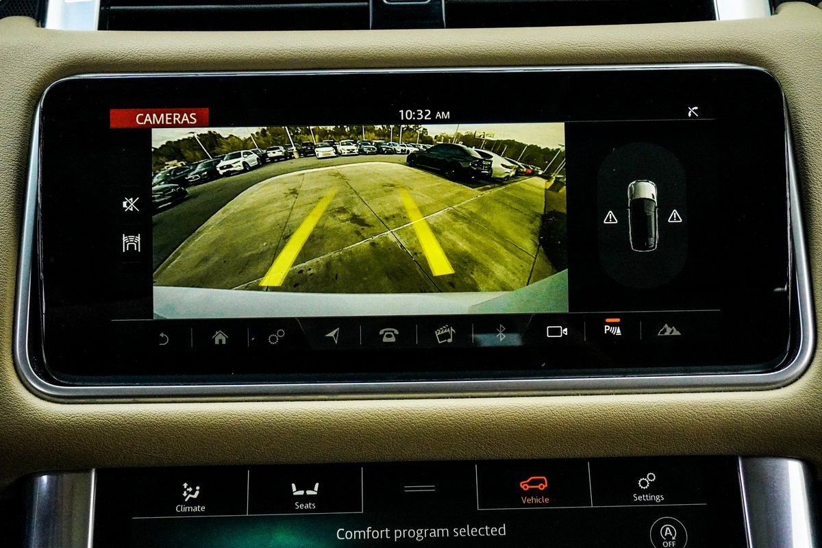 Used 2022 Land Rover Range Rover Sport HSE Silver Edition image 27