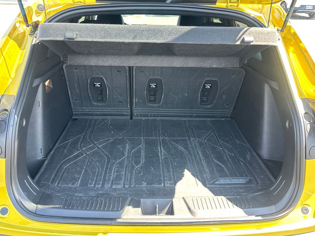 Used 2024 Chevrolet Trax RS w/ Sunroof Package image 9