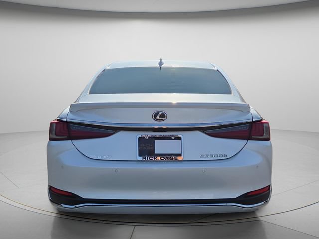 Used 2023 Lexus ES 300h w/ Premium Package FWD image 5