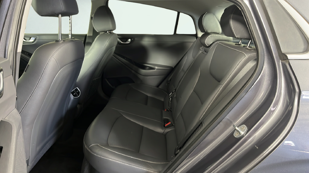 Used 2018 Hyundai Ioniq Limited FWD image 16