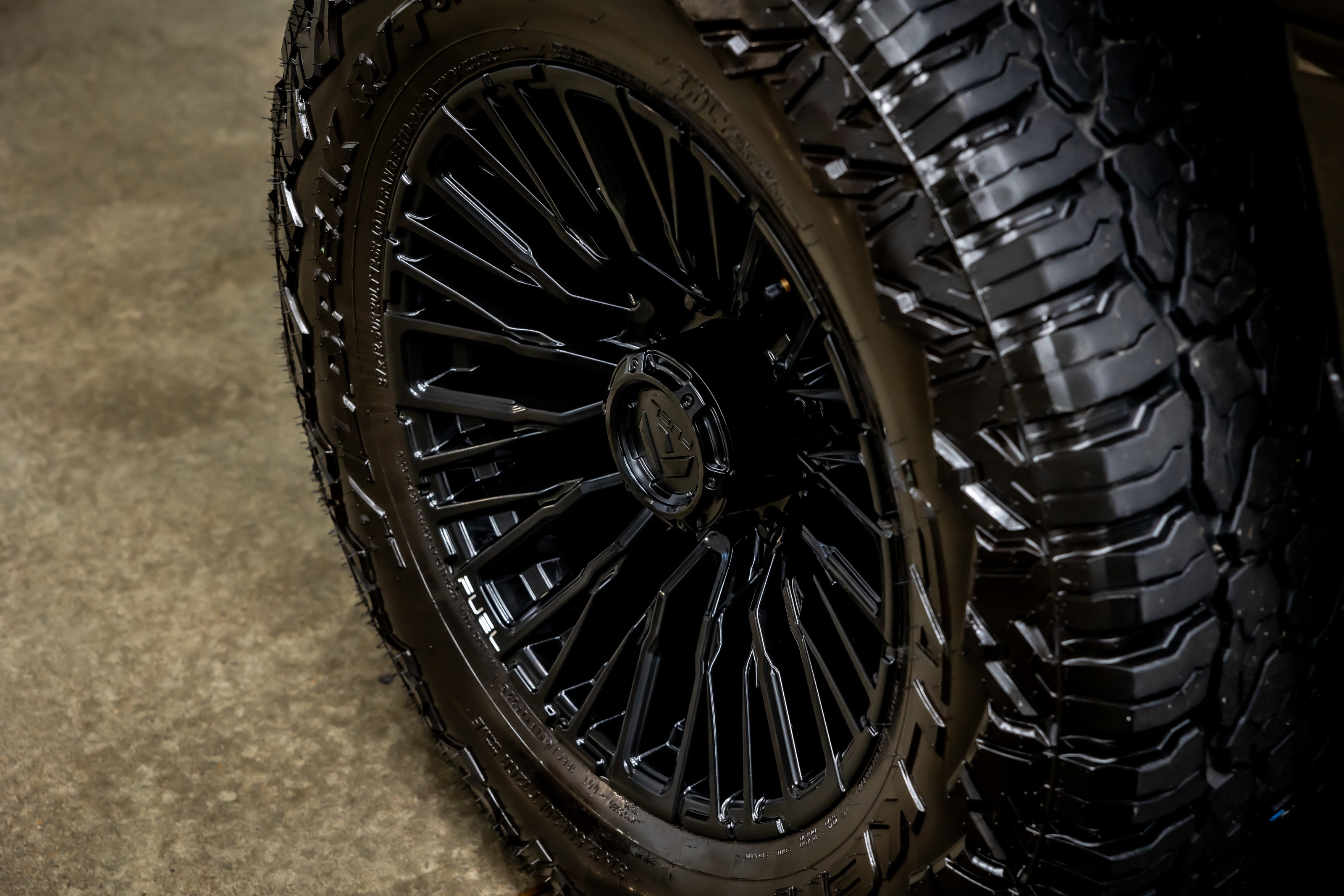 Used 2024 Ford F250 King Ranch w/ Tremor Off-Road Package image 28