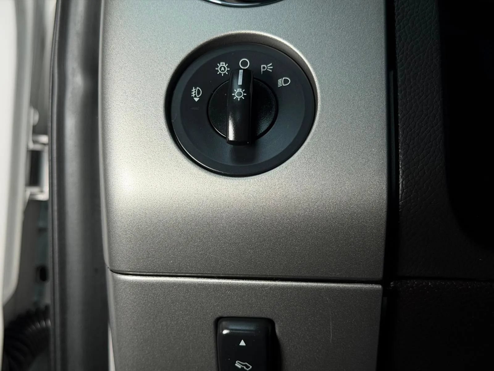 Used 2012 Ford Expedition EL Limited RWD image 35