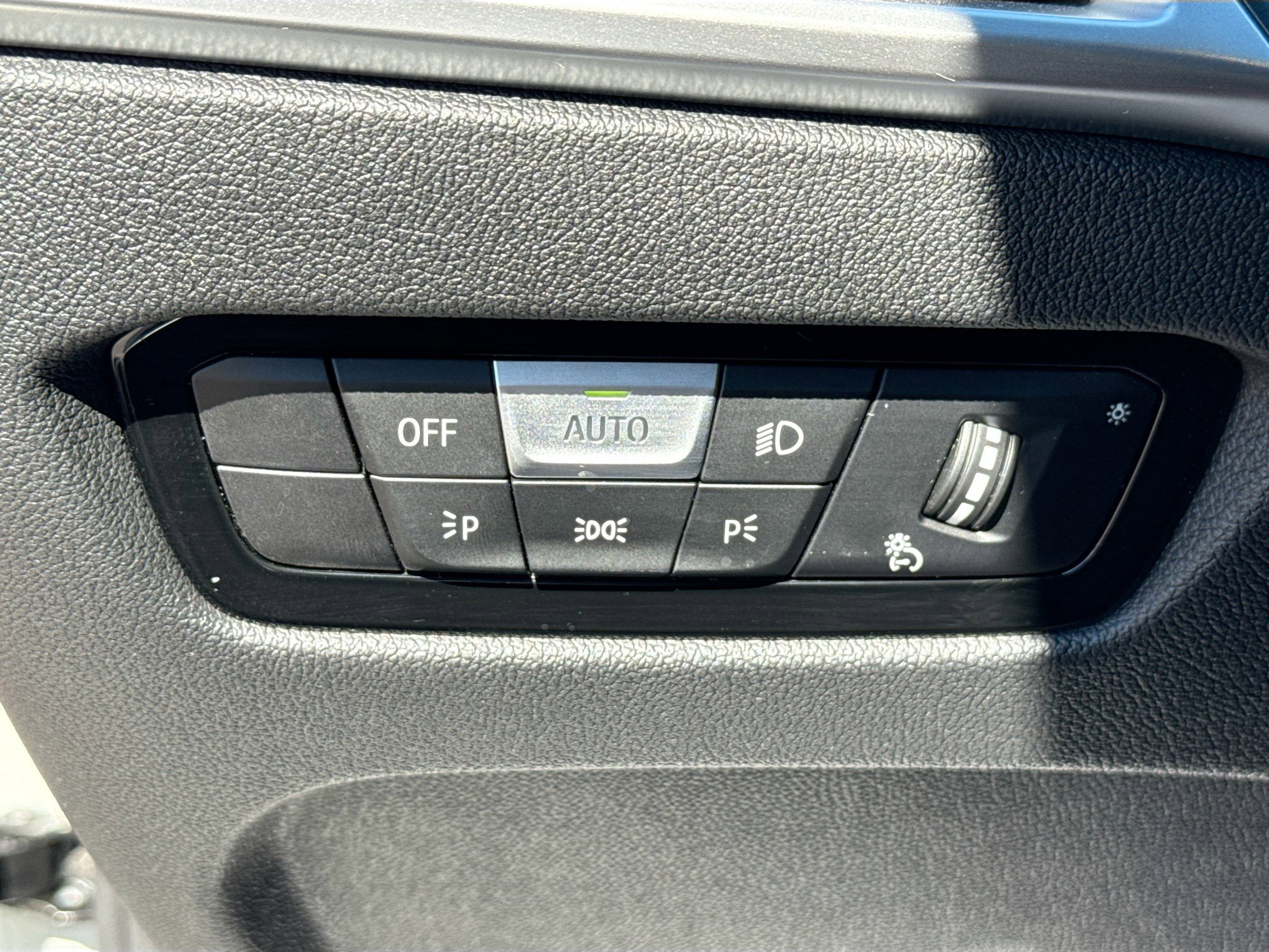 Used 2026 BMW 430i Coupe w/ M Sport Package image 36