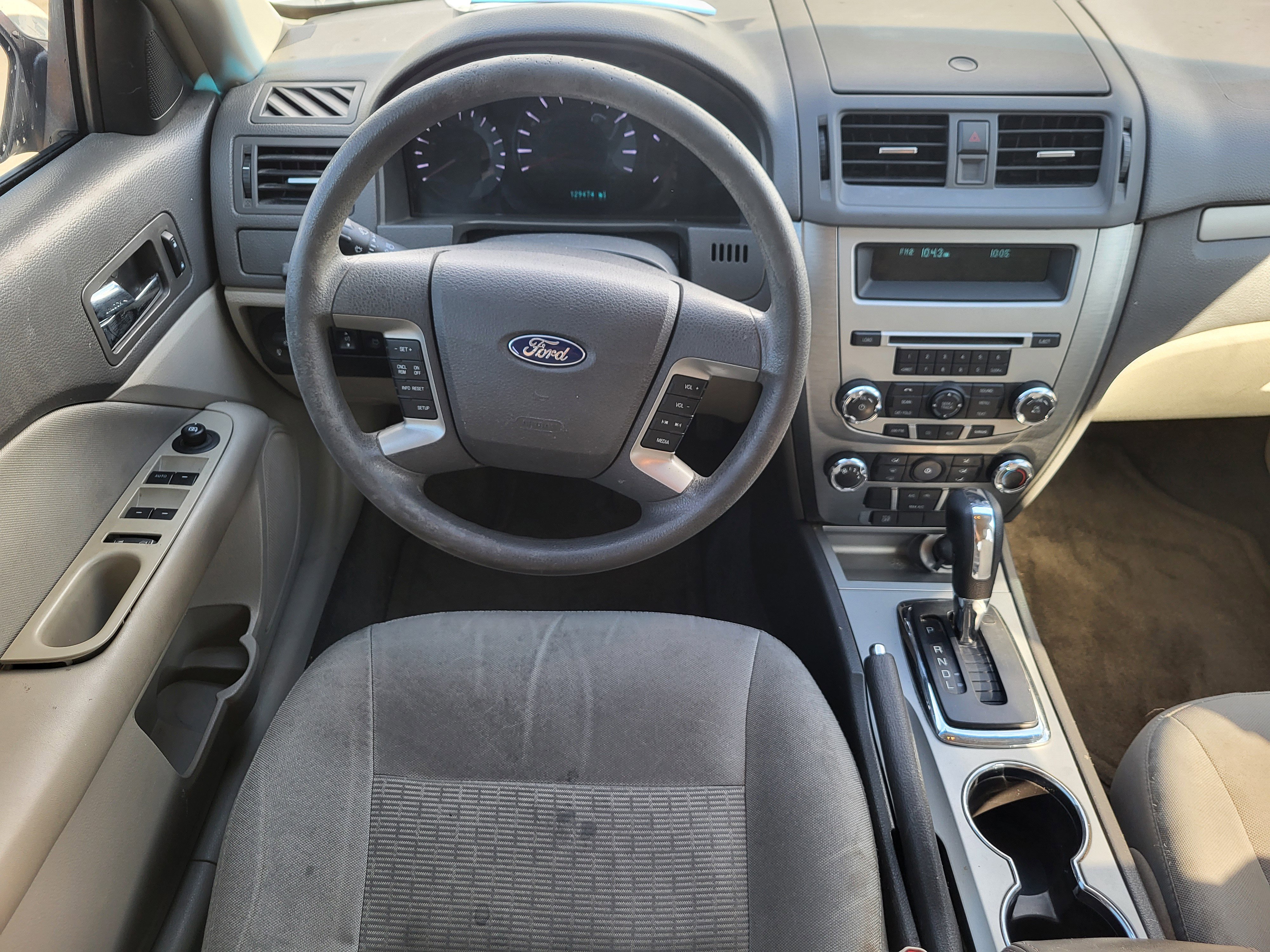 Used 2012 Ford Fusion SE image 25