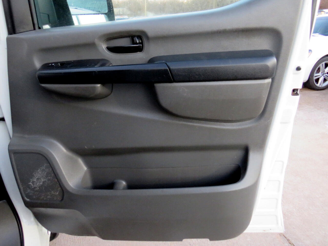Used 2012 Nissan NV 2500 SV w/ Side Curtain Airbag Pkg image 14