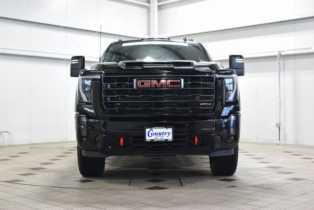 Used 2024 GMC Sierra 2500 AT4 w/ Technology Package image 2
