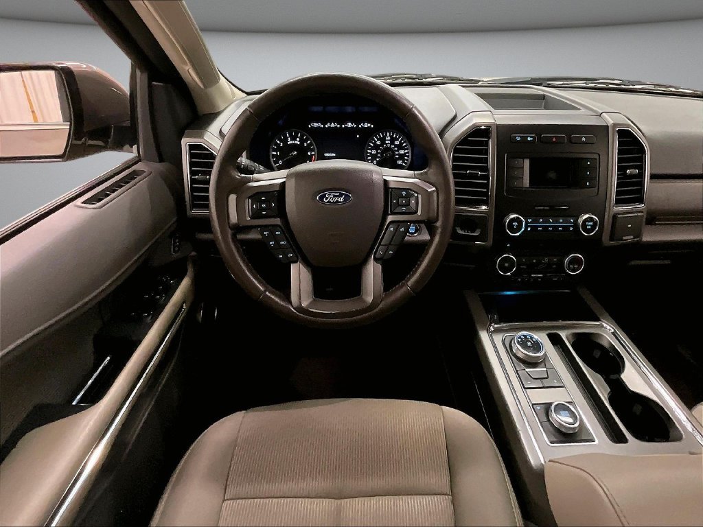 Used 2018 Ford Expedition Max XLT w/ Cargo Package AWD/4WD image 8