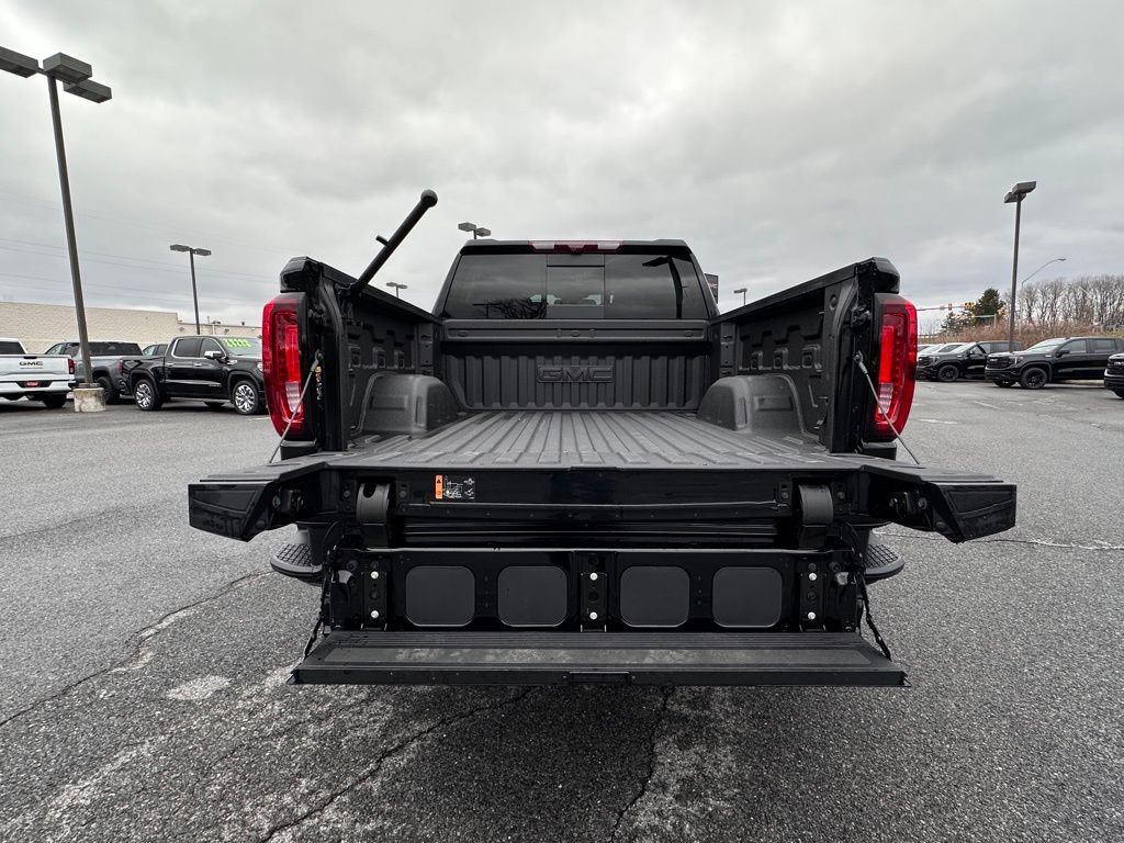 Certified 2025 GMC Sierra 1500 Denali w/ Denali Reserve Package AWD/4WD image 42