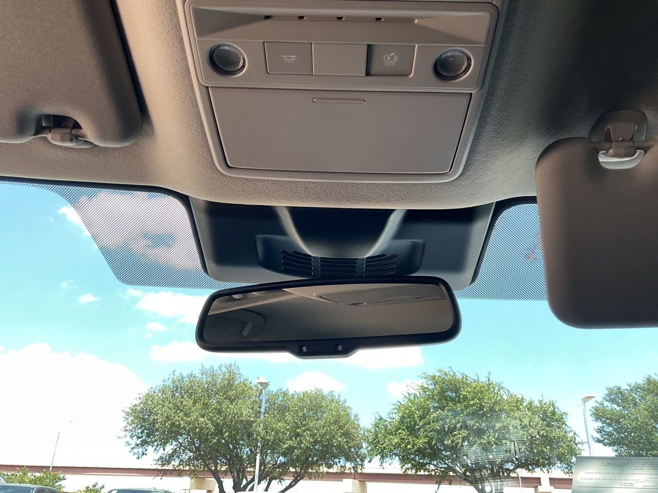 New 2026 Nissan Sentra SV w/ SV Convenience Package FWD image 15