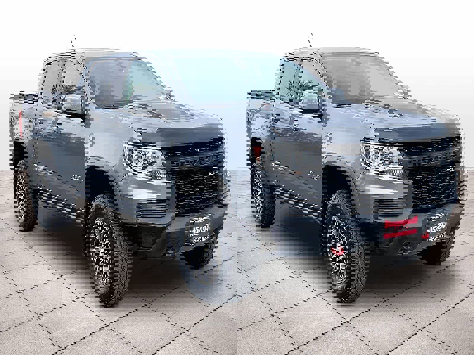 Used 2021 Chevrolet Colorado ZR2 image 2