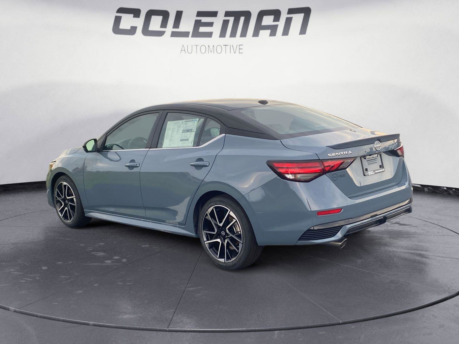 New 2025 Nissan Sentra SR w/ SR Premium Package image 3