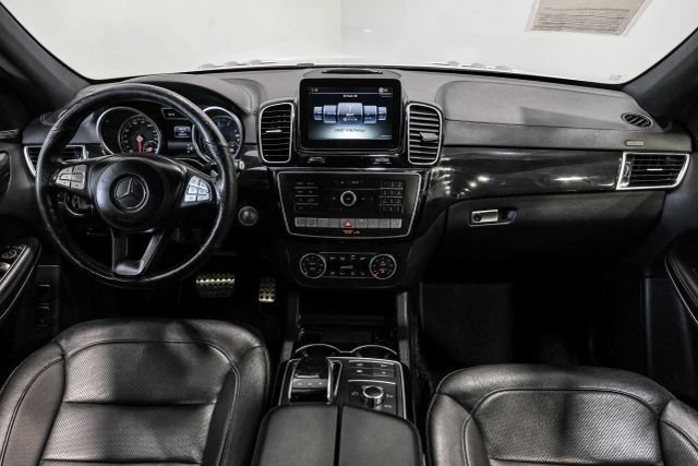 Used 2017 Mercedes-Benz GLS 550 4MATIC image 22