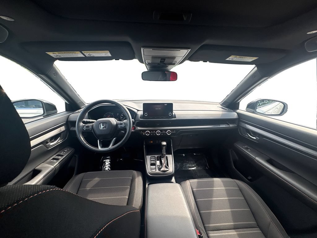 Used 2025 Honda CR-V Sport image 14
