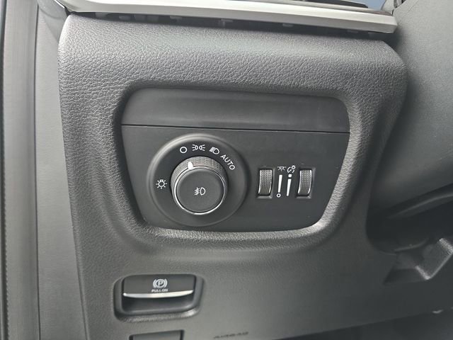 Used 2021 Jeep Grand Cherokee L Limited image 42