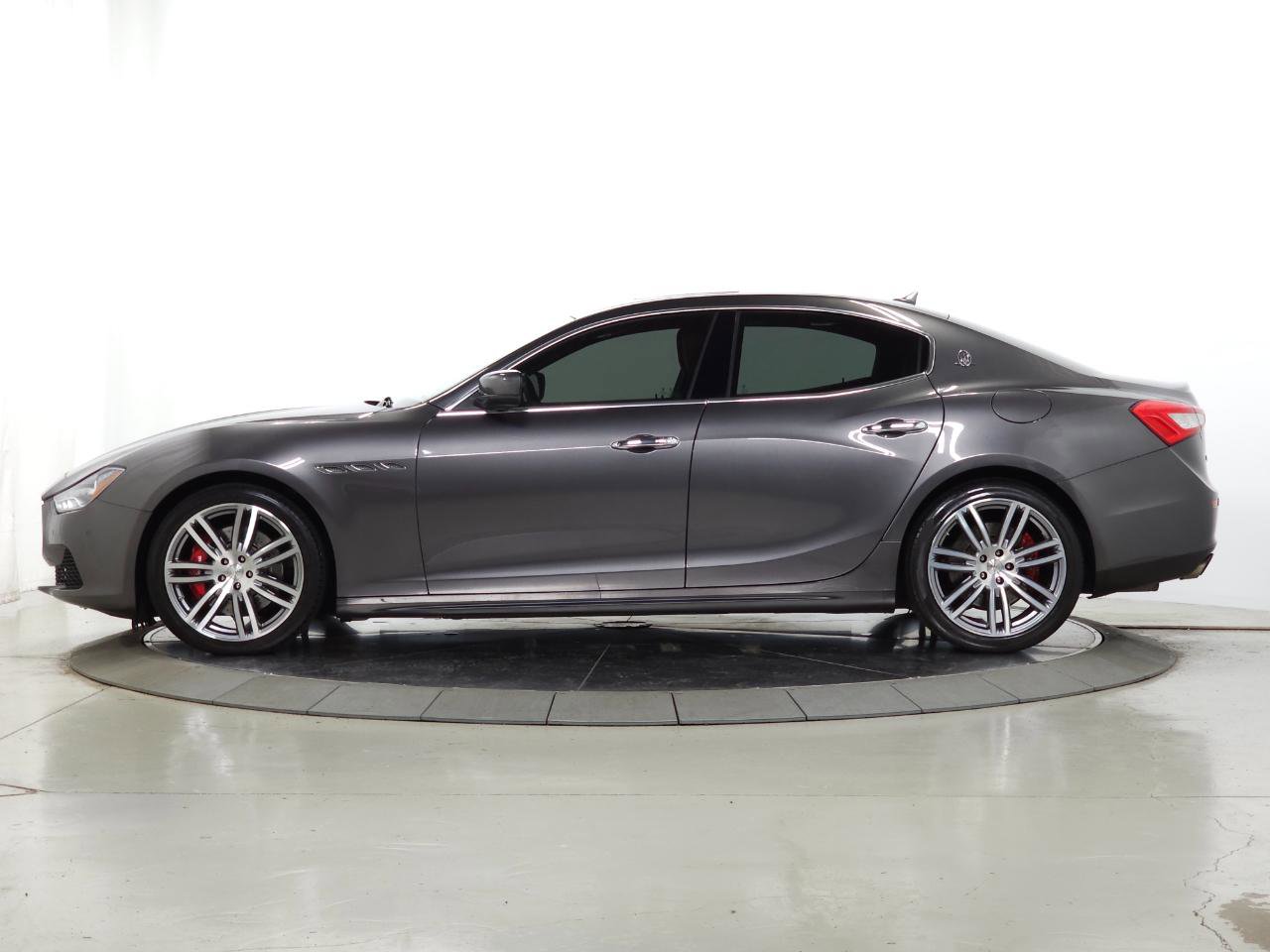 Used 2016 Maserati Ghibli S Q4 AWD/4WD image 4