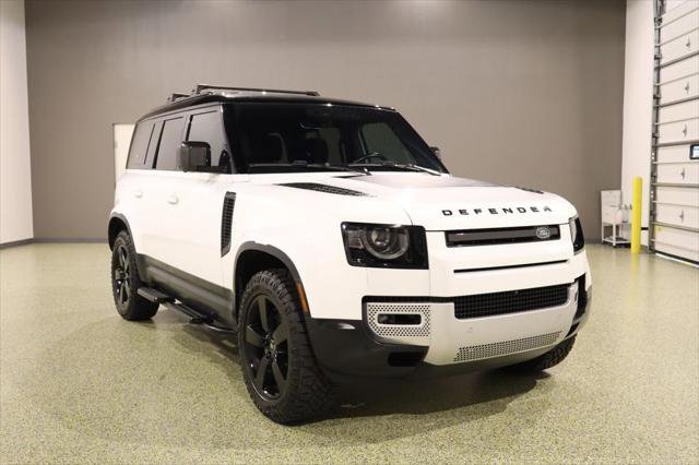 Used 2022 Land Rover Defender 110 image 1