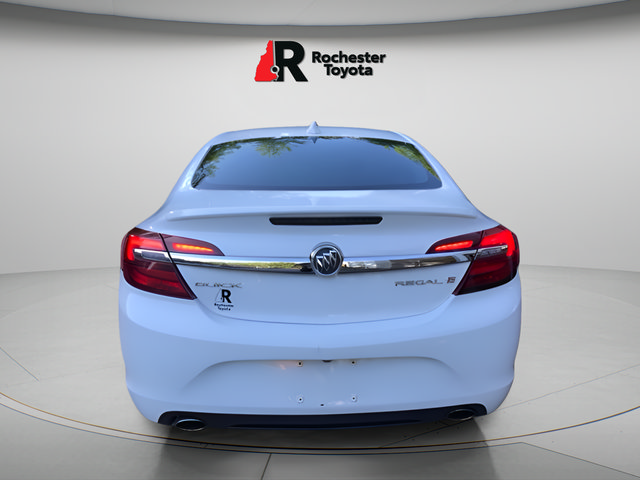 Used 2017 Buick Regal Sport Touring FWD image 6