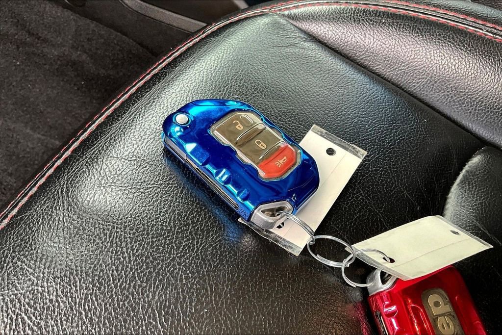 Used 2019 Jeep Wrangler Unlimited Rubicon image 36